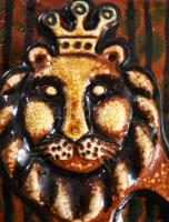 Oroszlán ábrázolással mázas kerámia falikép, samottos kerámia, jelzés nélkül, 23x21 cm