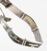 Ezüst karkötő lápis lazuli berakással, jelzett. 41,39 g