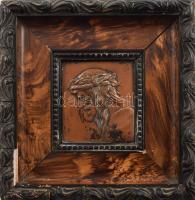 Krisztus szentkép, plasztikus réz dombormű, XX. sz. eleje, dekoratív, kissé sérült fa keretben 14x14 cm