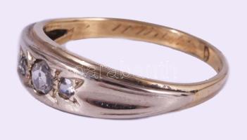 Arany (Au) gyűrű, jelzett, 14k, m: 54, cca 0,1ct gyémánt berakással bruttó 2,4g