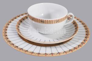 Kahla virágmintás 6 személyes reggeliző szett, csészék alátéttel és desszertes tányérok, jelzett, hi...