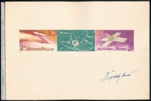 1969 Légrády Sándor Szojuz-4-5 2Ft szelvényes hármascsík bélyegterve a tervező aláírásával. Képméret: 163 x 30 mm