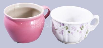 2 db antik fajansz komacsésze és kübli. a rózsaszín Zsolnay formaszámmal jelzett, sérült. d: 10 , 11 cm