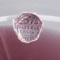 Kosta lilán színezett asztaldísz, címkével jelzett, hibátlan, 15x9,5 cm