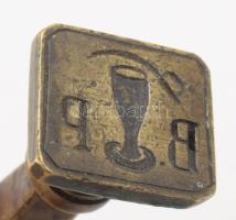 Pecsétnyomó karddal és serleg ábrázolással XIX. sz. eleje 2 cm