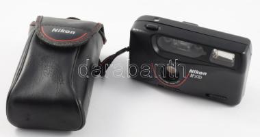 Nikon AF 2000 fényképezőgép, tokkal