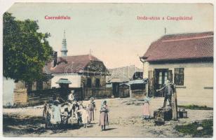 1916 Csernátfalu, Cernatu (Négyfalu, Sacele); Iroda utca a Csurgó kúttal. Stingl Karolin kiadása / street view, well (EM)