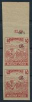 1919 Magyar Posta kármin 40f vágott ívszéli függőleges próbanyomat pár elcsúszott értékszámokkal, vízjel és enyvezés nélküli papíron, melyet korábban a Turul 10f értékszám próbanyomatához használtak. A fekete 10-es értékszámok fordítottak.