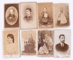 cca 1870-1915 Vegyes keményhátú fotó tétel, közte szecessziós hátlap, vadászportré, 10,5×6,5 és 16,5...