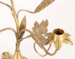 Szecessziós plasztikus növényi mintás háromágú réz gyertyatartó, m: 33 cm