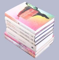 Szabó Magda 7 kötet műve. Bp., Európa-Jaffa. Kiadói kartonált papírkötések, kiadói papír védőborítóban.