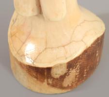 Afrikai csont fej asztaldísz, ragasztott, m: 13 cm