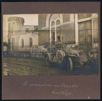 cca 1915-1920 Israel Friedman (1796-1850) haszid rabbi kastélya Sadagorában (Ukrajna, Sadhora) katonákkal, kartonra ragasztott fotó, feliratozva, 9×14 cm