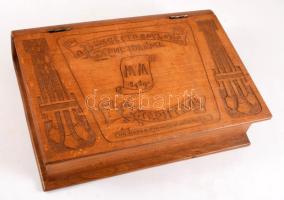1915 Szecessziós díszítésű hadifogoly tábori munka doboz, K.u.K. tábor, Szlovénia, MM monogrammal, faragott fa, 19x27x7 cn