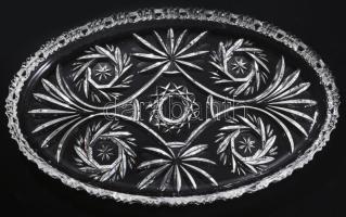 Ólomkristály ovális kínáló, gazdag mintával, hibátlan, 31x19 cm