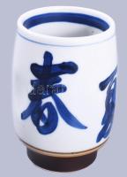 Japán kalligrafikus kézzel festett pohár, hibátlan, m: 11,5 cm