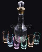 Régi dugós italos üveg 6 darab színes pohárral, m: 7-26 cm