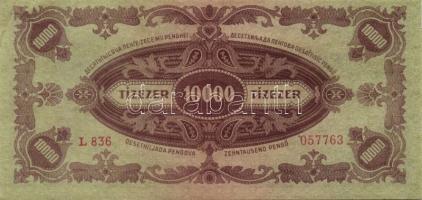 1945. 10000P bélyeggel T:I- kis sarokránc