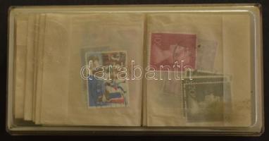 Nagy-Britannia és gyarmatai kb 150-200 db bélyeg műanyag dobozban