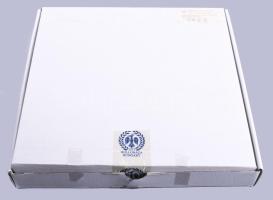 Hollóházi Jurcsák László által tervezett mintával díszített falióra, certifikáttal, eredeti dobozába...