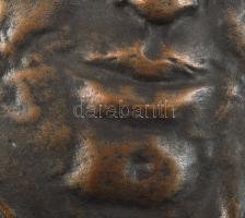 Petrovits István (1945): Sütő András. Bronz kisplasztika. Jelzett 23x23 cm