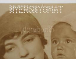 Vegyes fotó tétel, összesen 14 db, közte keményhátú fotók, nevesített portrék, valamint egy papírkép...