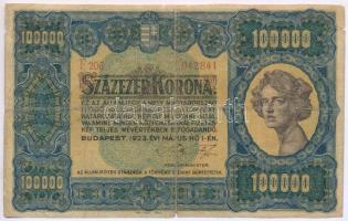 1923. 100.000K "Orell Füssli Zürich" nyomdahely jelöléssel, "F 206 042841" sorszámmal T:VG beszakadás, lyuk Hungary 1923. 100.000 Korona with "Orell Füssli Zürich" printer's mark and "F 206 042841" serial number C:VG tear, hole Adamo K46