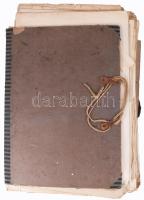 1 : 75.000-es méretarányú katonai térképek gyűjteménye: a történelmi Magyarország és az Osztrák-Magyar Monarchia területei (Magyarország, Ausztria, Csehország, Szlovákia, Horvátország, Szerbia, stb.); összesen 125 db térkép, nagyrészt jó állapotú lapokkal. néhány lap vászonra kasírozva Tartalmas gyűjtemény, érdemes személyesen is átnézni!