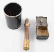 Kis hordozható fém hamuzó 5x5 cm, hozzá cigarettatartó és egy szivar