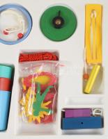 cca 1979-1982 Rodolfo bűvésztáska - 55 mutatvány. Jó állapotban, 29x41 cm