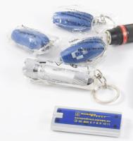 Zacskónyi kulcstartós led elemlámpa