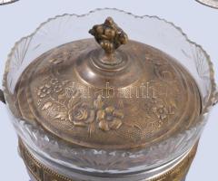 Antik cukortartó fém fedővel, 3 golyó lábon, betéten pattogzással, m: 15 cm