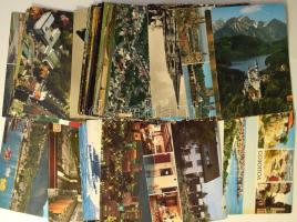 200 db MODERN színes külföldi város képeslap / 200 modern coloured foreign town postcards