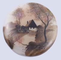 cca 1930 Murano falusi csendélettel festett bonbonier, hibátlan, jelzés nélkül, d: 10 cm