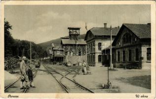 Pereces, Diósgyőr-Perecesbánya (Miskolc); új akna a bányában, iparvasút (gyűrődés / crease)