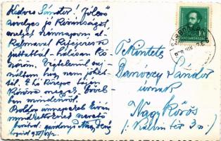 1938 Sárbogárd, férfi a ház udvarán, vadásztrófeák. photo