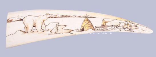 Antik életkép mintával faragott csont, h: 28 cm