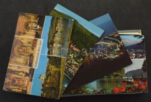 Kb. 90 db MODERN külföldi város képeslap vegyes minőségben, egy része vágott / Cca. 90 modern foreign town postcards, partly damaged