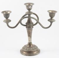 Angol háromágú ezüstözött gyertyatartó, m: 24 cm