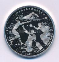 2024. 15.000Ft "XXXIII. Nyári Olimpiai és XVII. Nyári Paralimpiai Játékok" kapszulában, tanúsítvánnyal (24g/0,925/37mm) T:PP