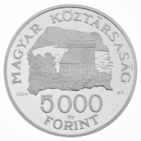 2004. 5000Ft Ag "Visegrádi vár" kapszulában, tanúsítvánnyal (31,46g/0,925/38,61mm) T:PP
