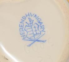 Herendi Viktória mintás szív alakú fedeles ékszeres edény, jelzett, minimális pattogzással, 8x7 cm