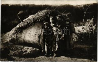 Ismeretlen település, Cigányputri. Hafa (fl)