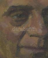 Olvashatatlan jelzéssel: Férfi vörös sálban. Olaj, vászon, kartonon. Üvegezett, kissé sérült fakeret...