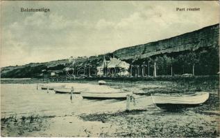 Balatonaliga (Balatonvilágos), part részlet, csónakok, villa (EK)