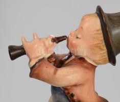 1939-1949 Hummel "The Flutist" figura. Jelzett, ujja sérült, m: 12,5 cm