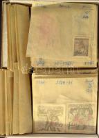 Csehszlovákia tétel az 1930-as és 1980-as évekből, kiadásonként tasakokba rendezve, dobozban