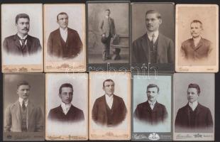 10 db férfiakat ábrázoló vizitkártya, különféle budapesti műtermekből (közte Pottok Sándor, Rasem és...