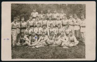 cca 1925 Ludovikás növendékek csoportképe (köztük Zsengellér Pál későbbi főhadnagy), fotólap, 9x14 cm