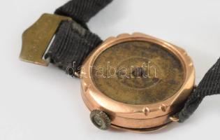 Arany (Au) tokos karóra, 14k, számlap nélkül, hiányos, jelzett, d: 2 cm, bruttó 9,7g